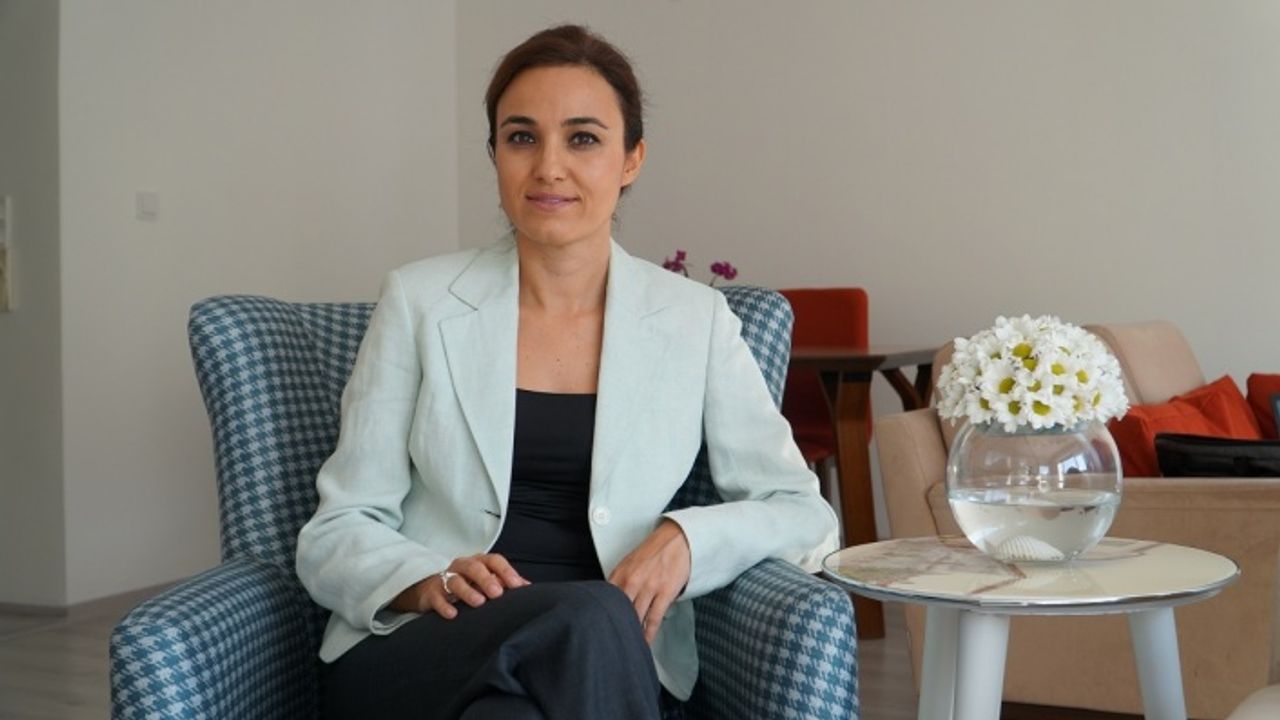 İdeal Güzellik Kalıpları Ergenleri Tehdit Ediyor