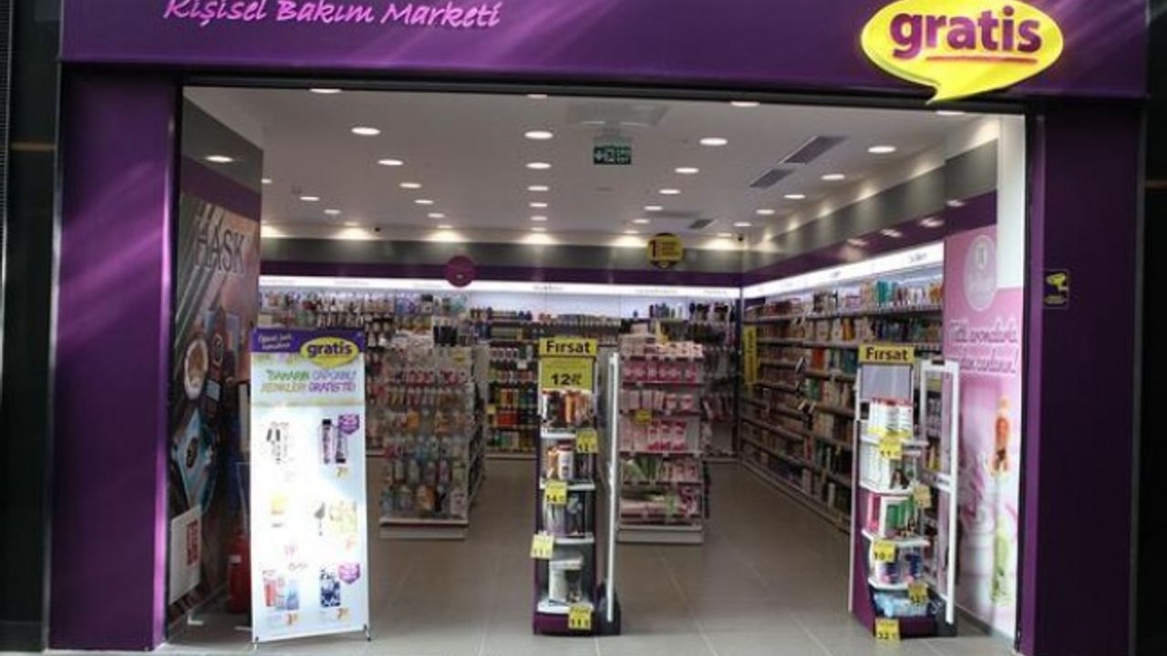 Gratis Türkiye'nin “en cool kozmetik mağazası“ seçildi