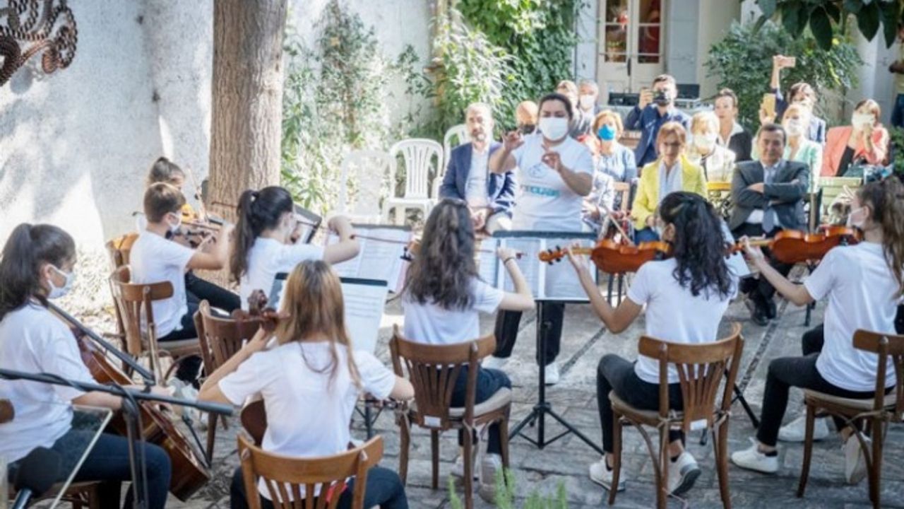 İzmir'de 'Barış'ın evrensel sesi Konak'ta yükselecek