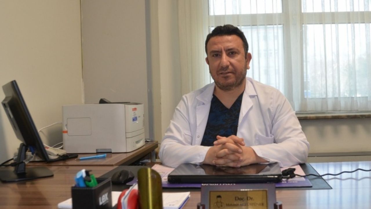 Üç kez tekrar eden kolon kanserinden sitoredüktif cerrahi ve sıcak kemoterapiyle kurtuldu