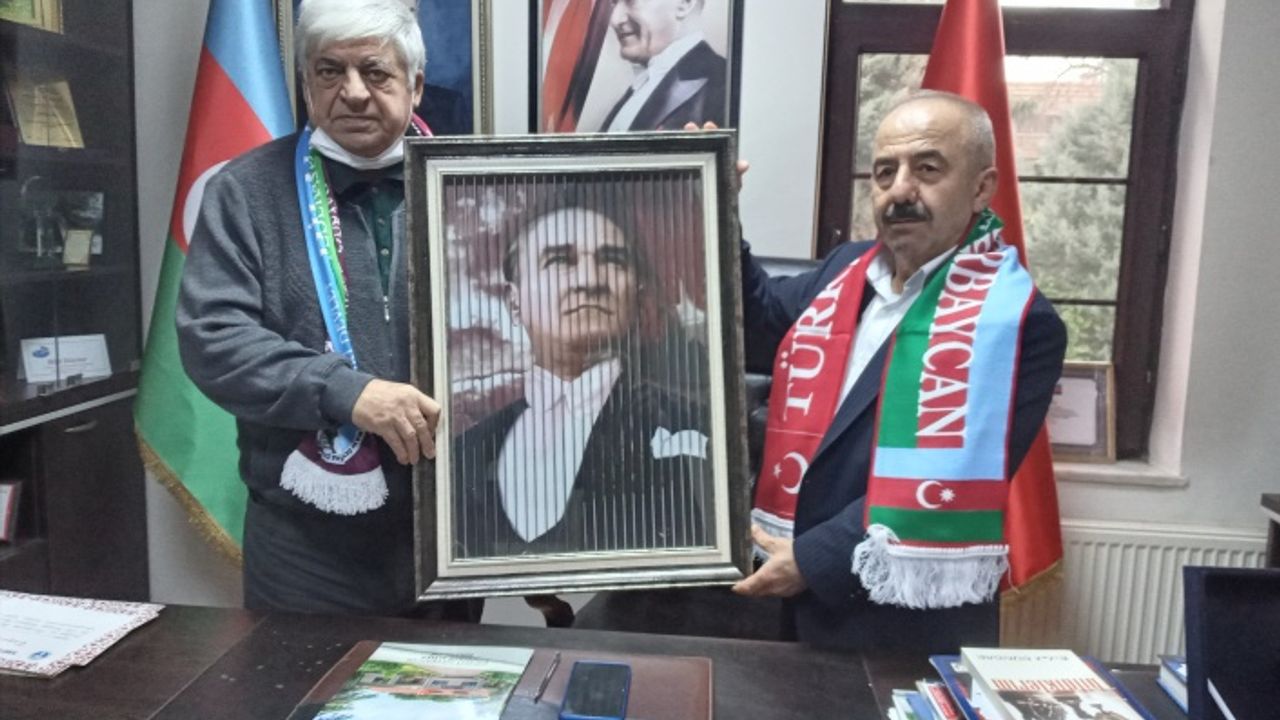 Aydın, Kocaeli Haydar Aliyev Kültür Evini Ziyaret Etti.