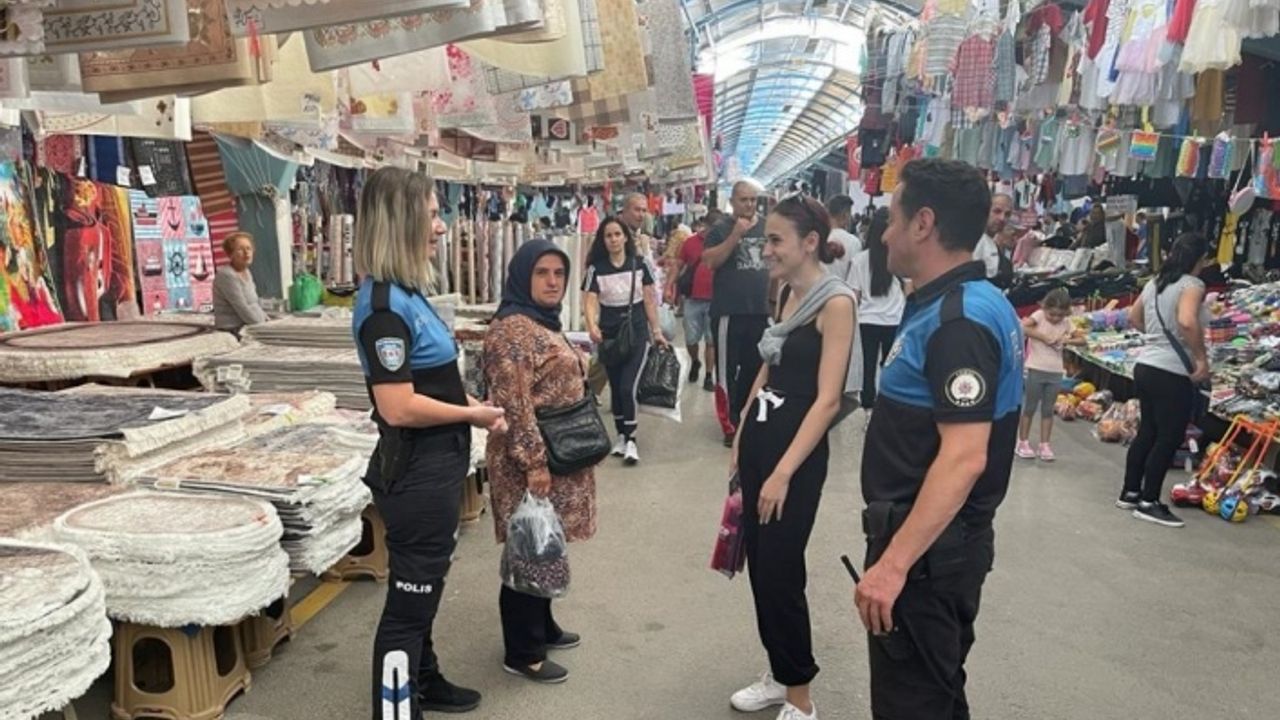 Edirne'de polis, yankesicilik ve dolandırıcılığa karşı farkındalık çalışması yaptı