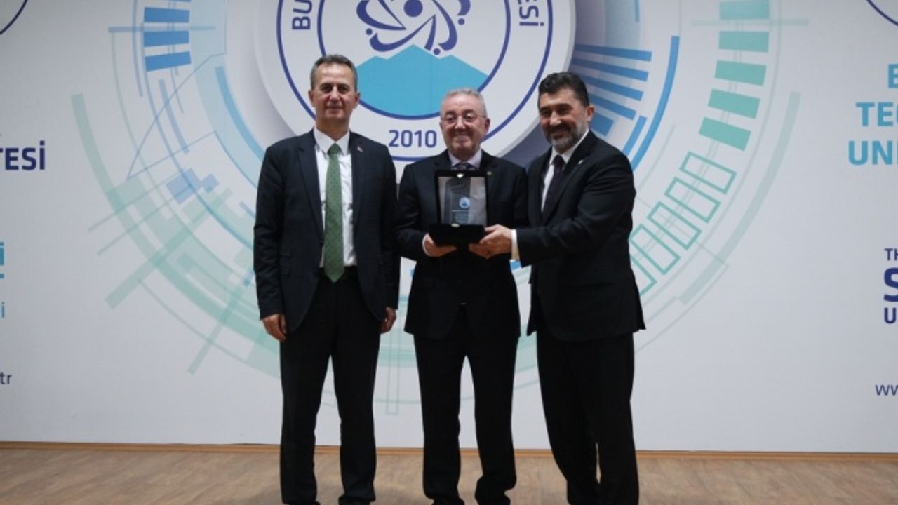 ASELSAN Genel Müdürü Görgün, Bursa'da üniversite öğrencileriyle bir araya geldi