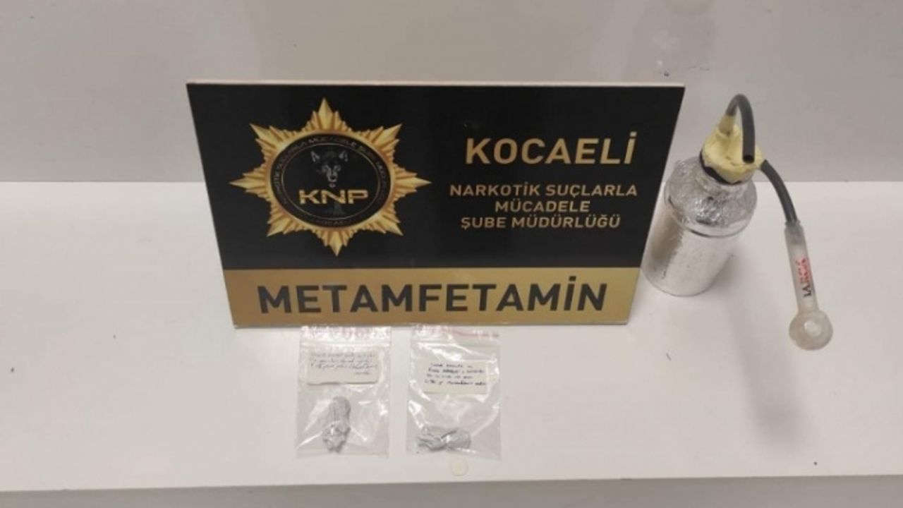 Kocaeli'de uyuşturucu operasyonlarında yakalanan 3 zanlı tutuklandı