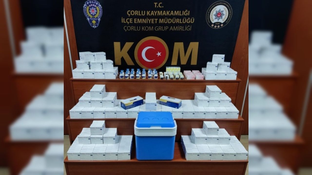 Tekirdağ'da ambulansta 6 bin 360 kaçak ilaç ele geçirildi