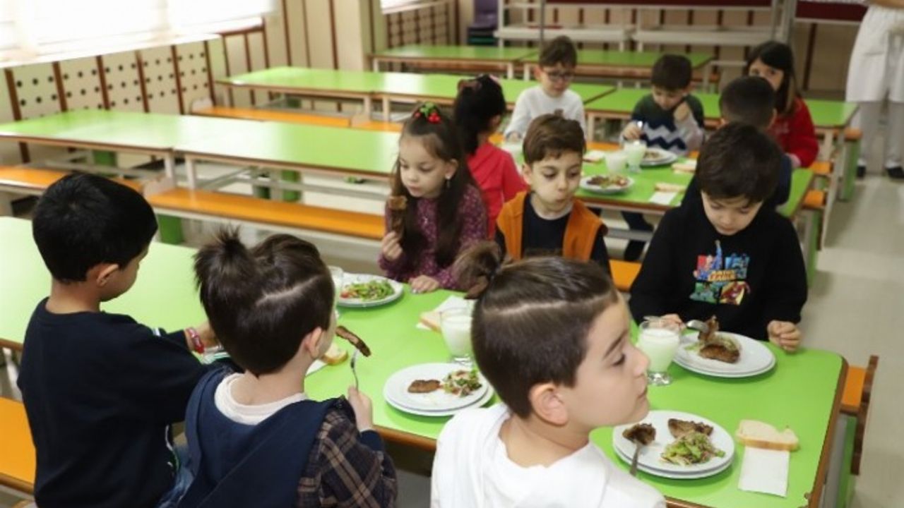 70 bin öğrenci 'ücretsiz yemek'ten faydalanacak