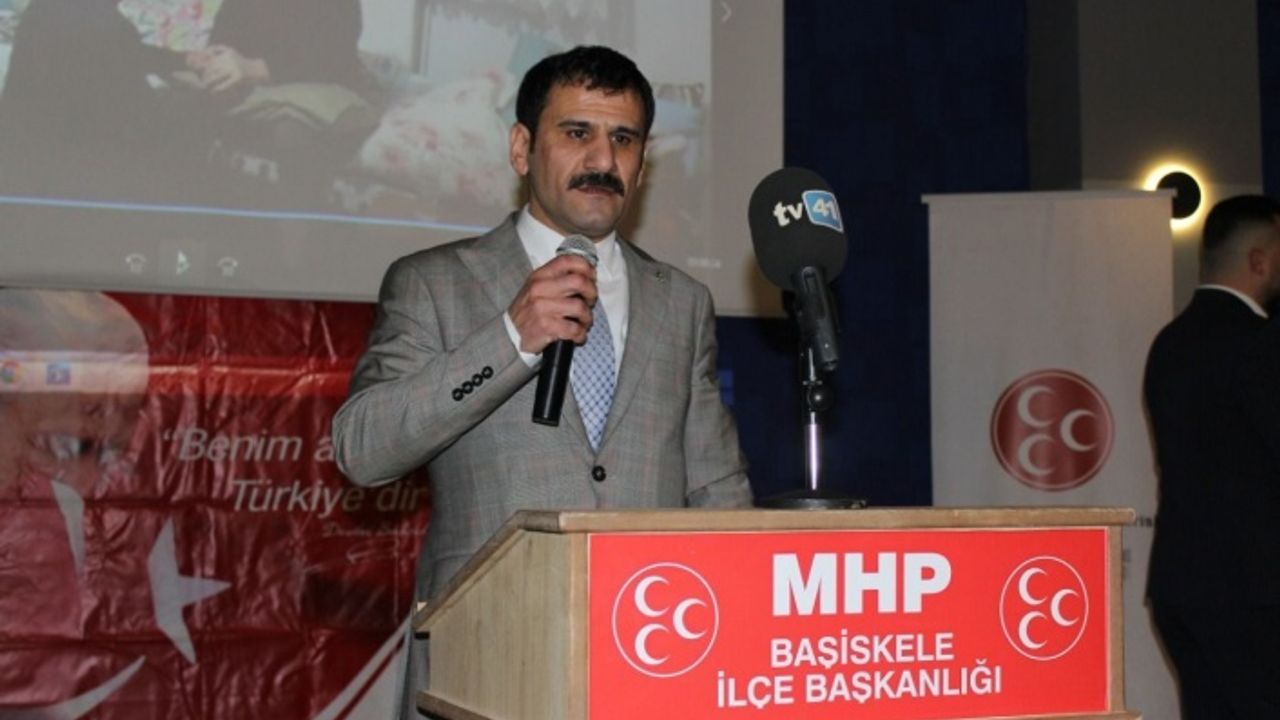 MHP'li ilçe başkanı istifa etti