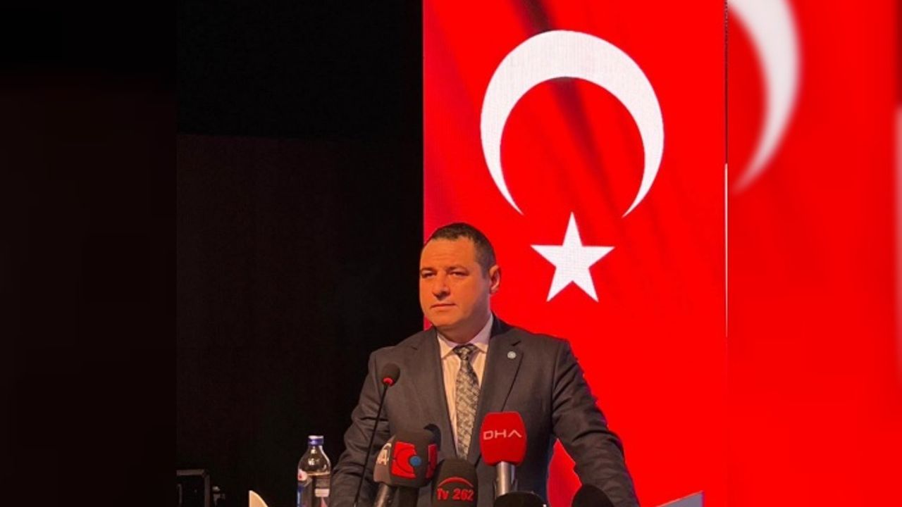 İYİ Parti İl başkanı Nusret Acur: Dualarımız deprem bölgesindeki vatandaşlarımız için