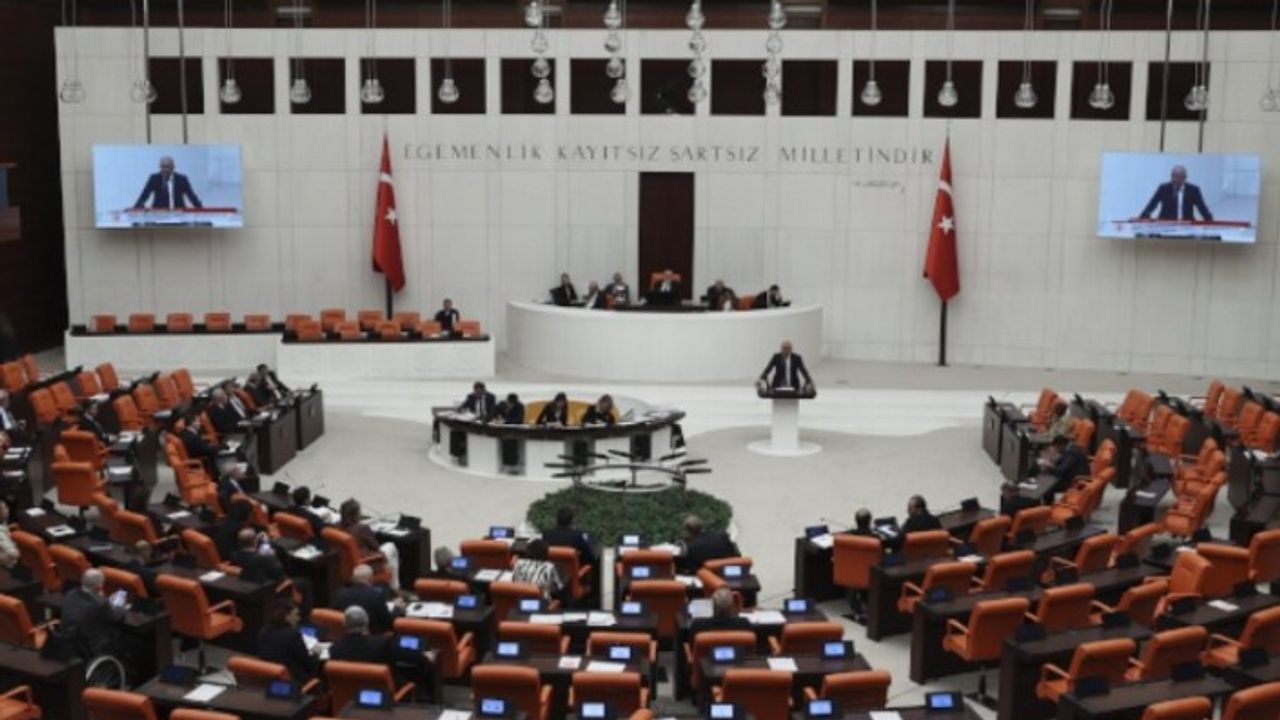 Yargıda yeni düzenlemelerle ilgili 22 madde kabul edildi... Görüşmelere bugün devam