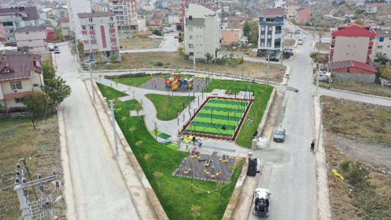 Çayırova'ya 10 yeni halı saha geliyor