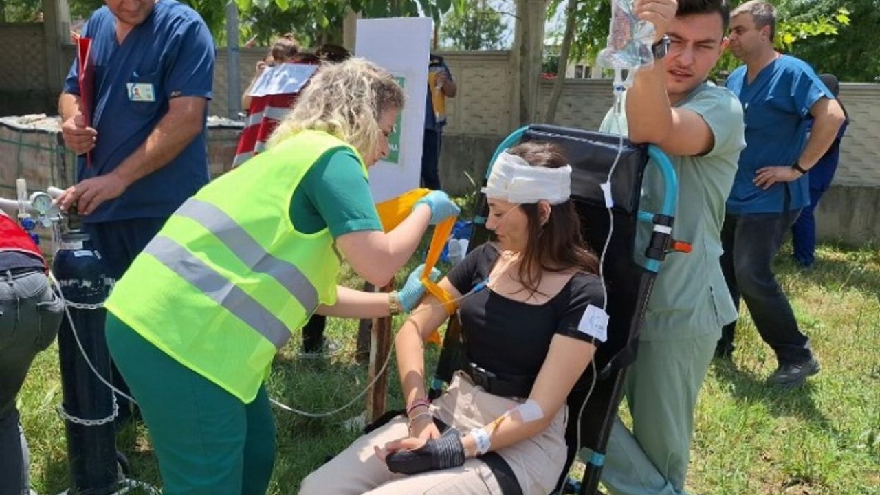Edirne'de özel hastanede 'Acil Durum ve Afet Tatbikatı'
