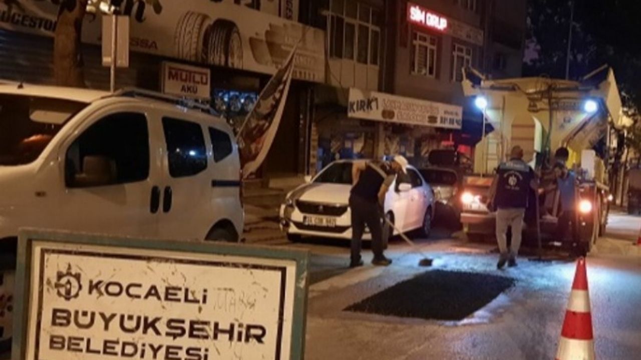 Kocaeli'nde yollar ve kaldırımlar bayrama hazırlanıyor