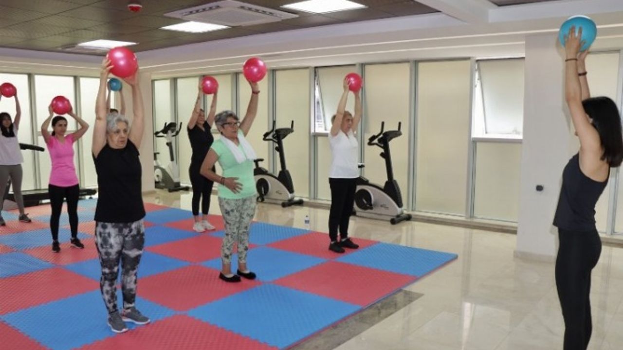 Kuruçeşme'de kadınlar stresi sporla atıyor