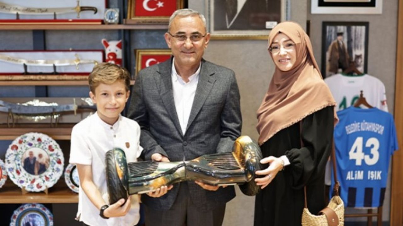 Başkan Işık sözünü tuttu... Ömer Faruk elektrikli kaykaya kavuştu