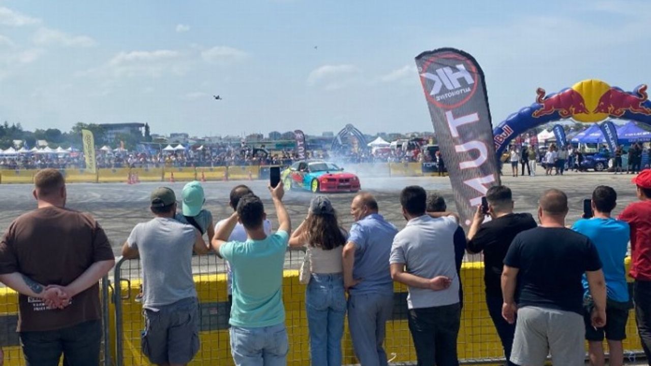 Bursa'da drift ve tuning ile adrenalin dolu saatler