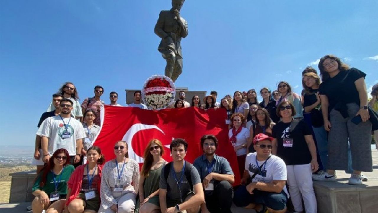 ÇYDD Büyük Taarruz'un 101.yılını Afyonkarahisar'da kutladı