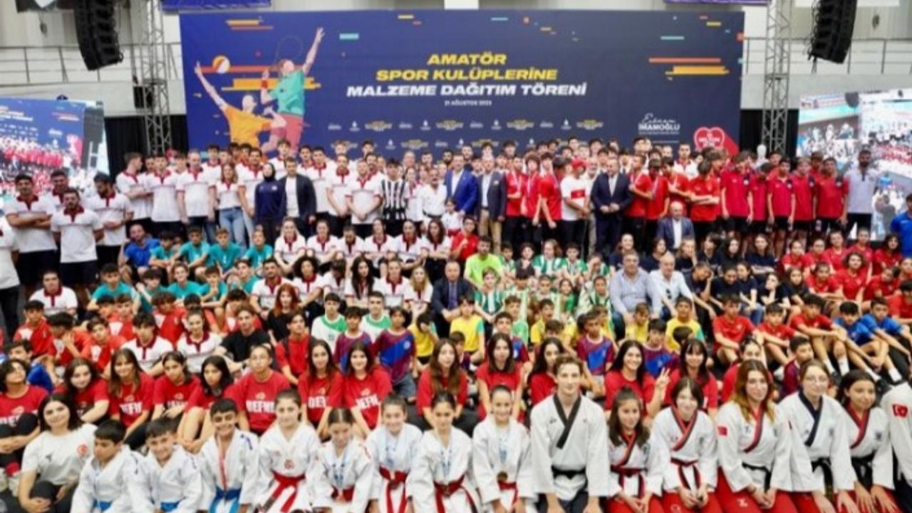 İstanbul Büyükşehir spora ve sporcuya desteği artarak sürüyor
