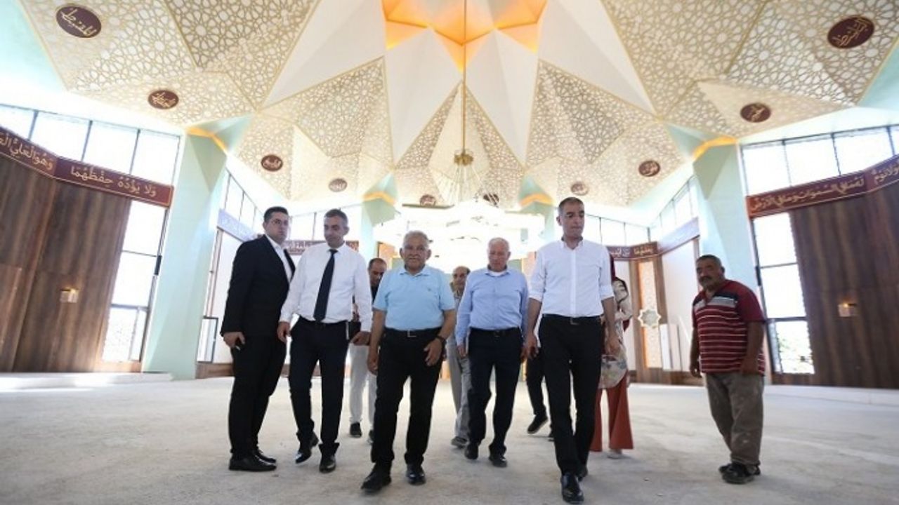 Kayseri'de Şevki Eren Albayrak Camii gün sayıyor
