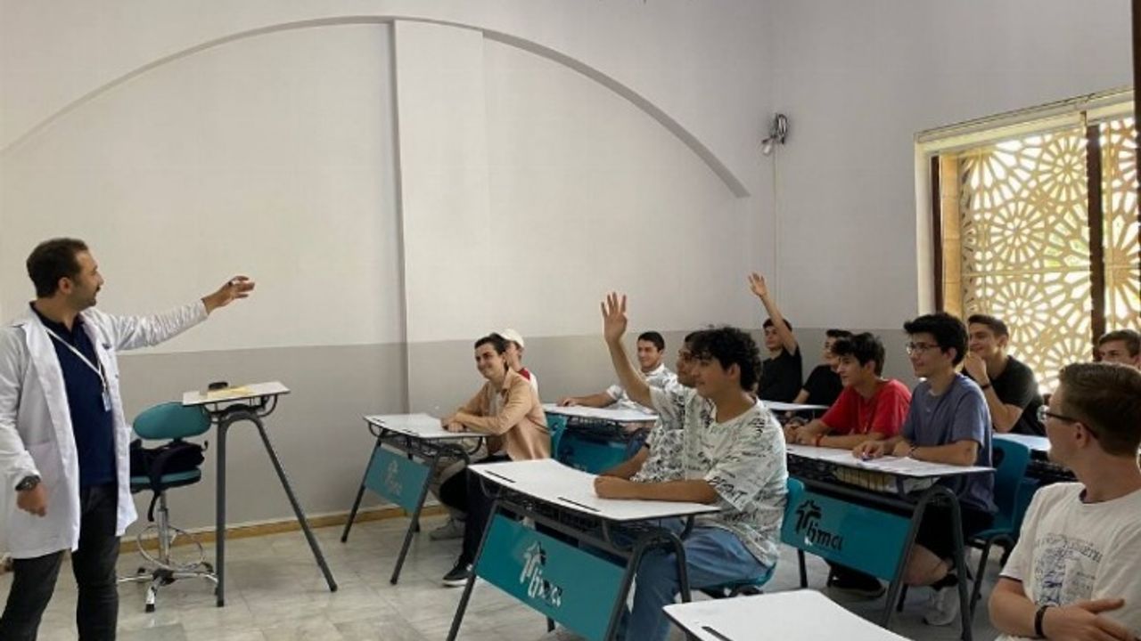 Konyalı öğrenciler YKS'ye yaz okulu ile hazırlanıyor