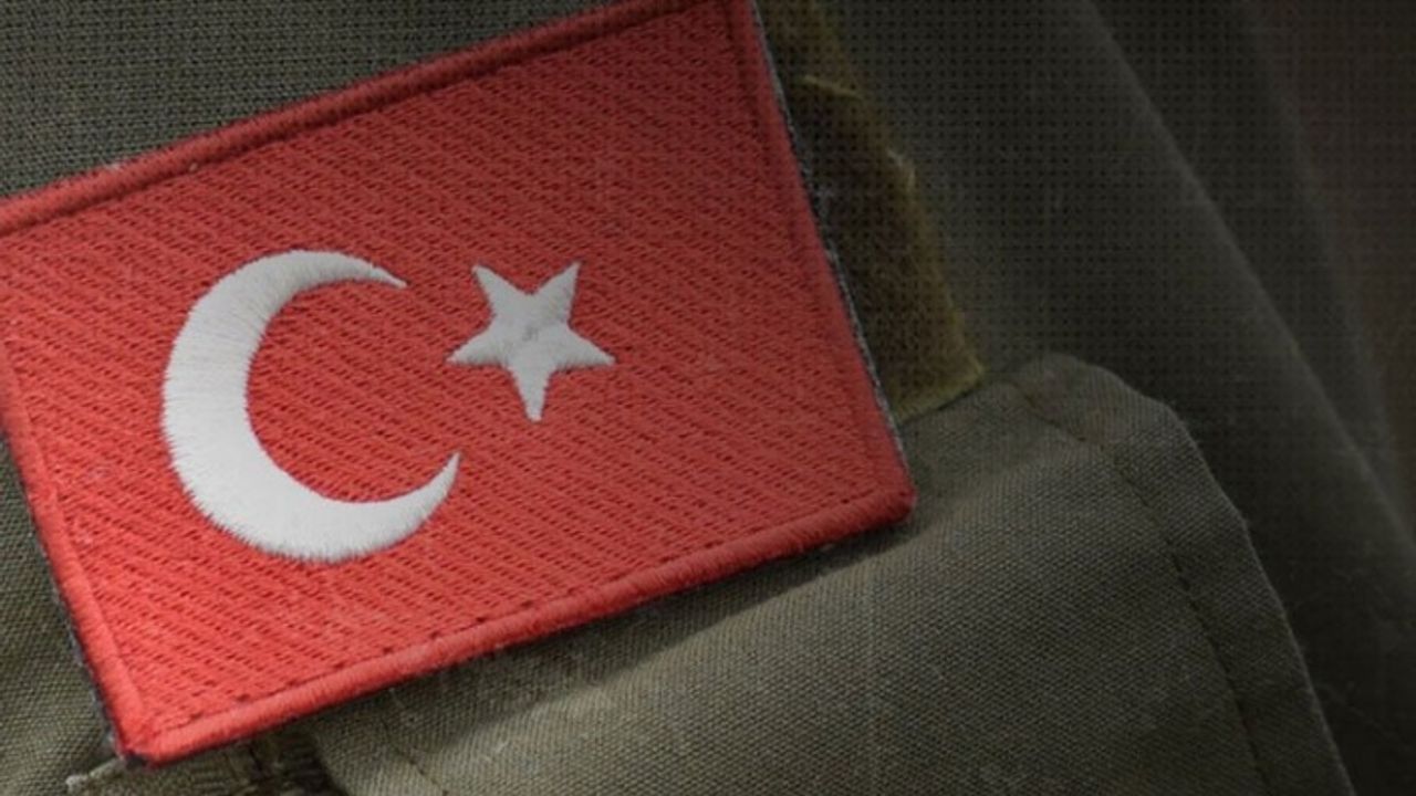 Pençe Kilit'te arazide kayarak düşen asker şehit oldu!