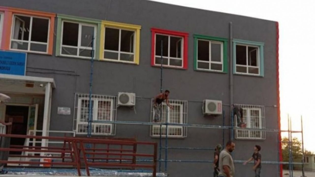 Hatay'da depremde hasar gören okullara Büyükşehir desteği