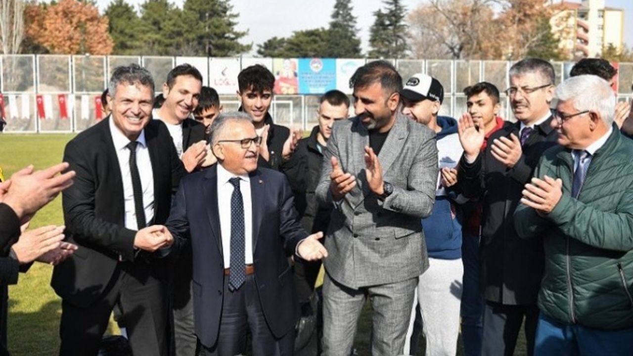 Kayseri Büyükşehir'den amatör kulüplere büyük destek
