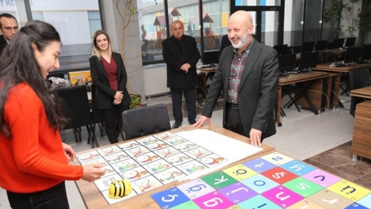 Kayseri Kocasinan IQ Merkezi çocukları geleceğe hazırlıyor