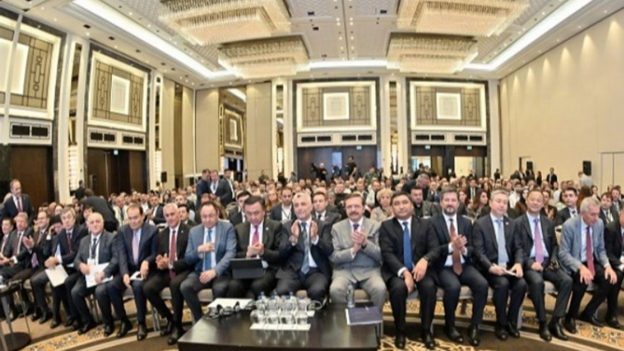 Türk Dünyası İş Forumu İstanbul'da yapıldı