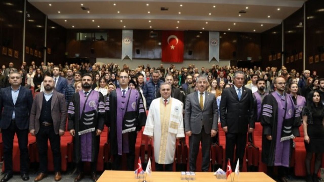 ERÜ Diş Hekimliği Fakültesi'nde “Önlük Giyme” töreni