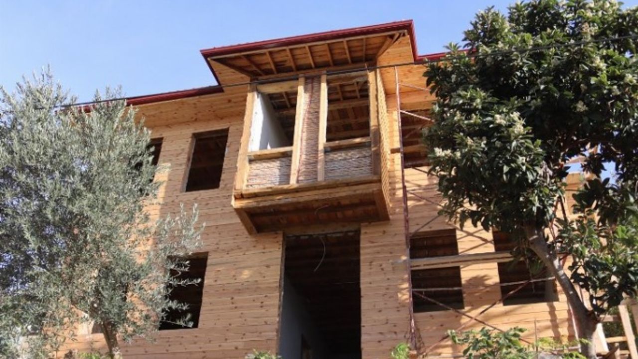 Hulusi Kentmen Sanat ve Barış Evi Projesi hızla ilerliyor