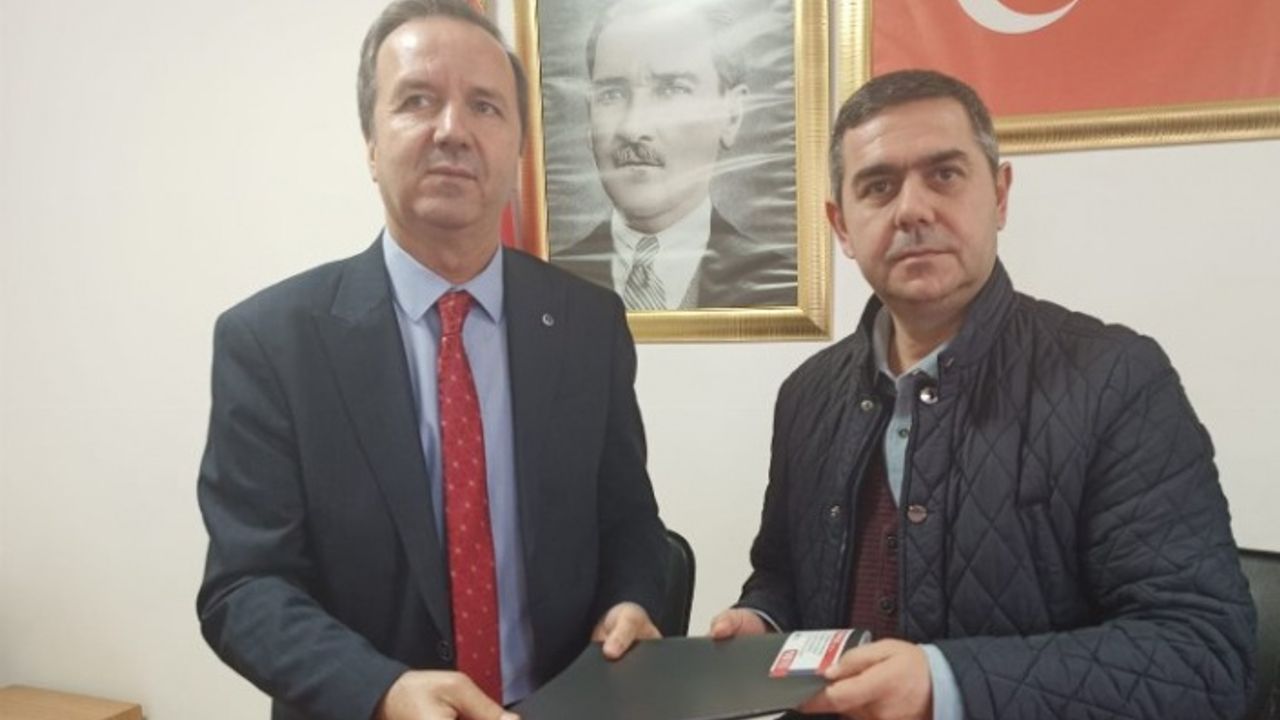 Keşan'da AK Parti'den ilk aday adayı Ferhat Gülver oldu