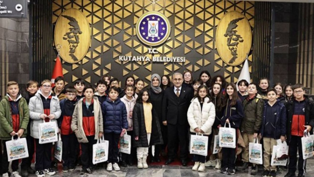 Kütahya'da öğrencilerden Başkan Işık'a park teşekkürü