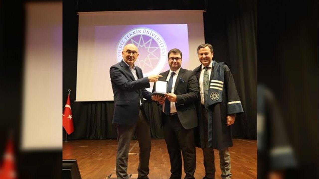 YTÜ’den GOSB Teknopark genel müdürüne teşekkür plaketi