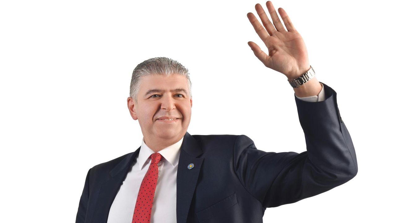 Özhan Öztürk'ten, Zinnur Büyükgöz'e "Gebze'yi sağlama aldık" eleştirisi