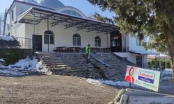 Başkan Hürriyet söz verdi, yaptı, Nene Hatun Camii’nde merdivenler yenileniyor