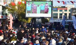Kent Meydanı’nda tarihe tanıklık ettiler