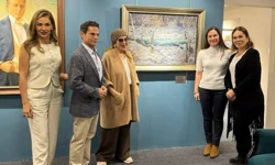 Türkan Şoray Atatürk'ün portresini gördüğünde duygusal anlar yaşadı