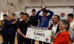 Derince Belediye Başkanı Gökçe'nin oğlu Gebze'de kupa kazandı