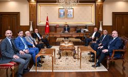 Kocaeli Hemşehri Derneklerinden, Vali İlhami Aktaş'a Ziyaret