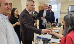 Başkan Sezer’den hemşirelere sürpriz kutlama