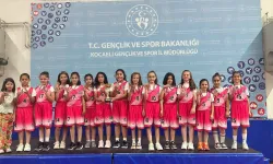 Çayırova’nın minikleri madalyaya doymuyor