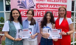 İzmit'te Çınar Akademi ilk mezunlarını verdi