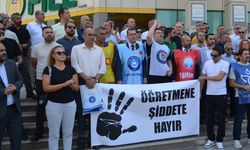 Öğretmenlerden şiddete protesto