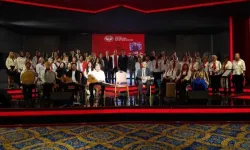 Gelişim Üniversitesi'nde Cumhuriyet coşkusunun konuğu Gençleşen Türküler