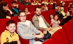 Kocaeli Gebze'de minikler sinema keyfi yaşadı