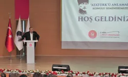 Ankara Keçiören'de 'Atatürk'ü Anlamak' semineri düzenlendi