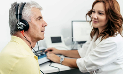 İzmit Belediyesinden ücretsiz işitme testi hizmeti