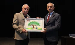 Nurullah Genç, Çayırova Kitap Günleri'nin son gün konuğu oldu