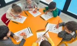 Kocaeli'de anne çocuk aynı kursta eğitimde