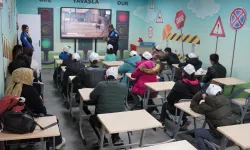 Kocaeli'de özel bireylere trafik bilinci eğitimi
